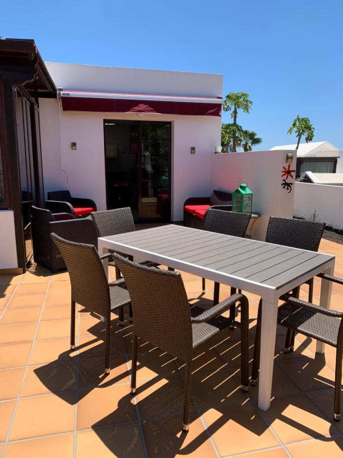 Lovely Villa Nico Playa Blanca, Hot Tub, Communal Pool Exterior photo